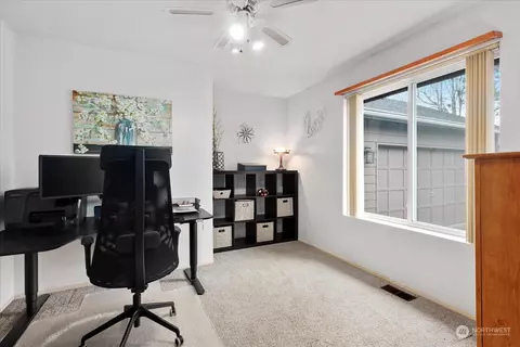 Bedroom - 309 Garland Pl, Enumclaw, WA 98022 photo 1 of 5
