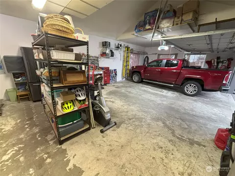 Exterior - 309 Garland Pl, Enumclaw, WA 98022 photo 10 of 12