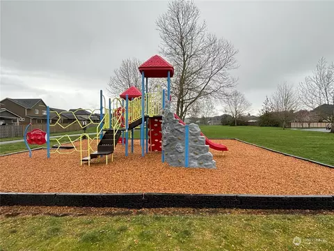 View/Area - 309 Garland Pl, Enumclaw, WA 98022 photo 3 of 7