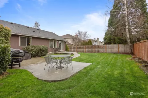 Exterior - 309 Garland Pl, Enumclaw, WA 98022 photo 8 of 12