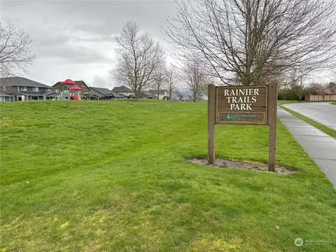 View/Area - 309 Garland Pl, Enumclaw, WA 98022 photo 2 of 7