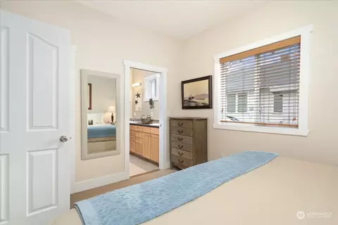Bedroom - 1010 Francis Ave, Walla Walla, WA 99362 photo 4 of 5