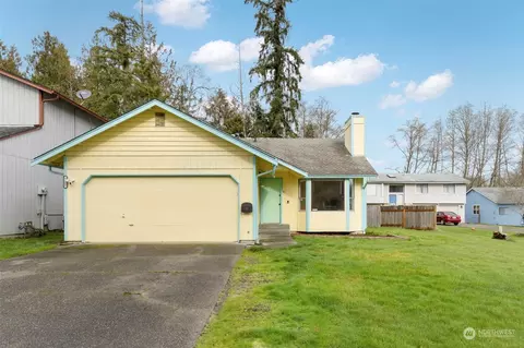 1108 NE Regal Ct, Bremerton, WA 98311