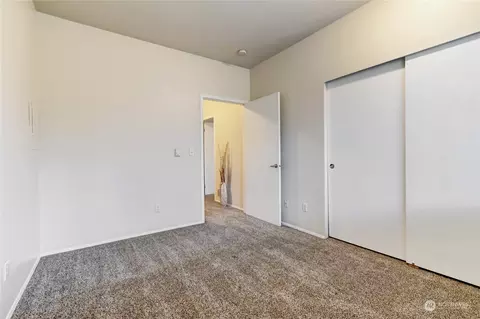 Bedroom - 15300 112th Ave NE #C106, Bothell, WA 98011 photo 5 of 5