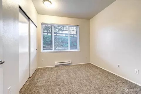 Bedroom - 15300 112th Ave NE #C106, Bothell, WA 98011 photo 4 of 5