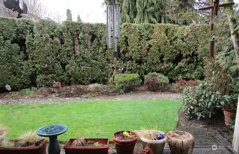 Exterior - 12600 4th Ave W #9D, Everett, WA 98204 photo 3 of 8