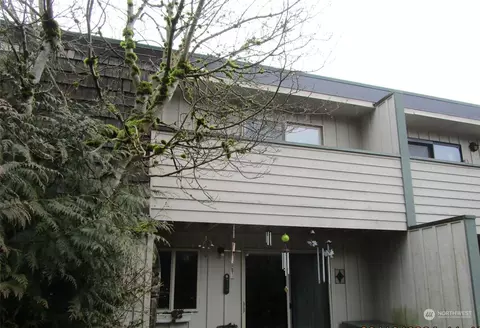 Exterior - 12600 4th Ave W #9D, Everett, WA 98204 photo 2 of 8