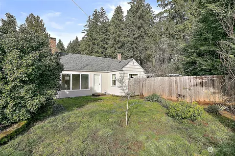 1326 W Franklin St, Shelton, WA 98584