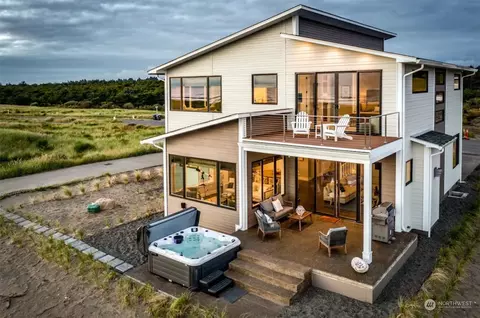 1401 Cohasset Crst S, Westport, WA 98595