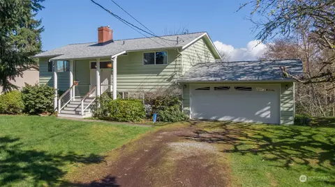 10114 SW 140th St, Vashon, WA 98070