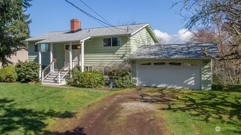 10114 SW 140th St, Vashon, WA 98070