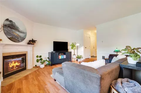 1111 S Villard St #D21, Tacoma, WA 98465