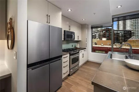 Kitchen - 910 Lenora St #S1003, Seattle, WA 98121 photo 1 of 3