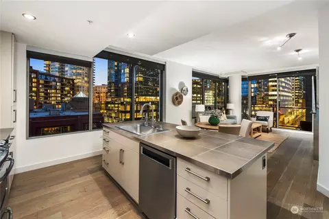 Kitchen - 910 Lenora St #S1003, Seattle, WA 98121 photo 2 of 3
