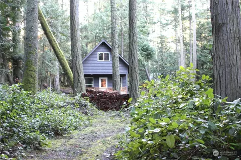 284 Makah St, Anacortes, WA 98221