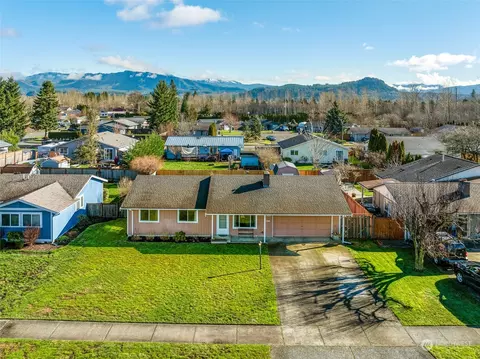 View/Area - 433 Harmony Ln, Enumclaw, WA 98022 photo 3 of 10