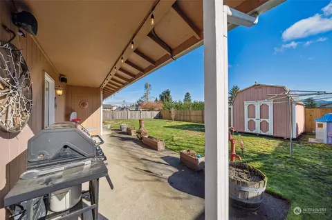 Exterior - 433 Harmony Ln, Enumclaw, WA 98022 photo 4 of 5