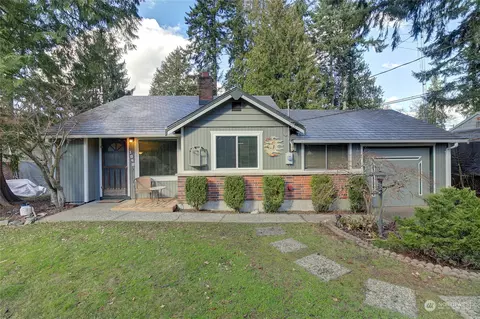 1848 NE 169th St, Shoreline, WA 98155