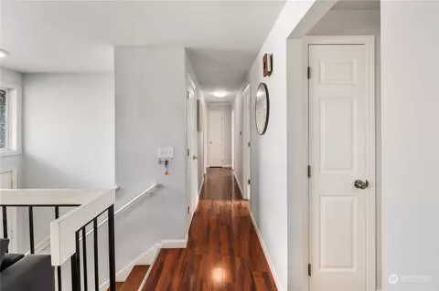 Entry Way - 832 117th St SW, Everett, WA 98204 photo 1 of 1