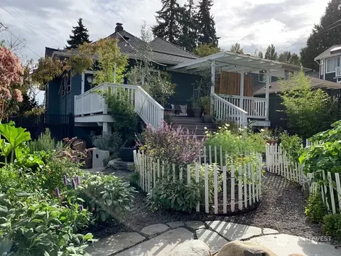 Exterior - 2720 E Roy St, Seattle, WA 98112 photo 8 of 14
