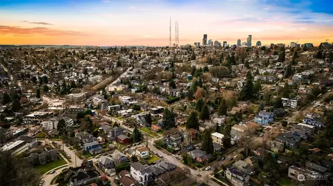 View/Area - 2720 E Roy St, Seattle, WA 98112 photo 1 of 1