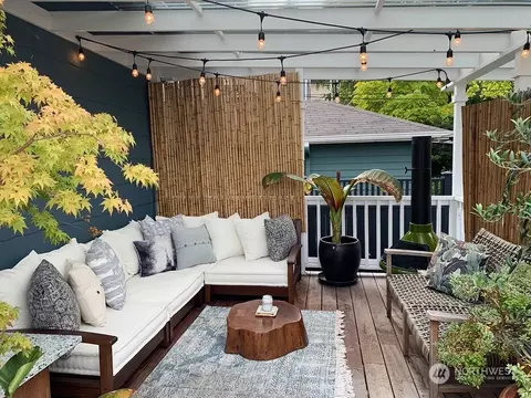 Exterior - 2720 E Roy St, Seattle, WA 98112 photo 7 of 14