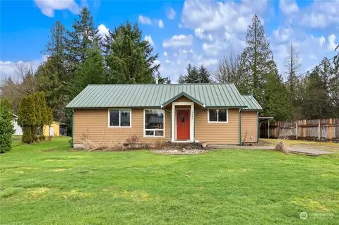 3640 Gull Harbor Rd NE, Olympia, WA 98506