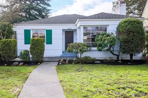 2215 E Lake Washington Blvd, Seattle, WA 98112