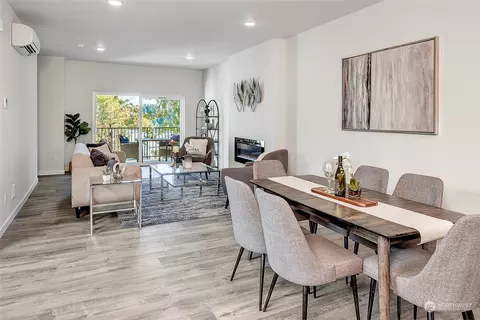 Dining - 8911 NE 173rd Pl #B, Bothell, WA 98011 photo 5 of 5