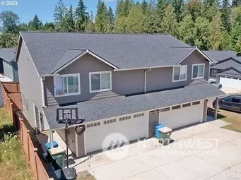Exterior - 308 Oak St, Winlock, WA 98596 photo 5 of 11