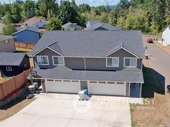 Exterior - 308 Oak St, Winlock, WA 98596 photo 2 of 11