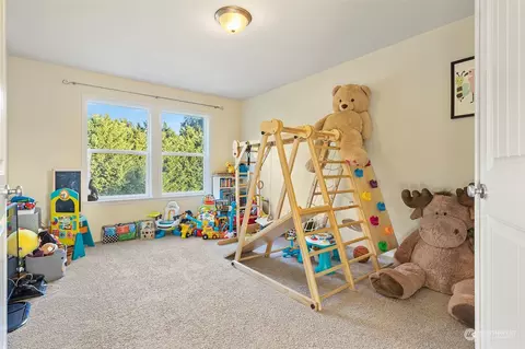 Bedroom - 21512 46th Ave E, Spanaway, WA 98387 photo 5 of 5