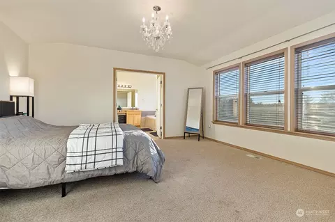 Bedroom - 21512 46th Ave E, Spanaway, WA 98387 photo 4 of 5