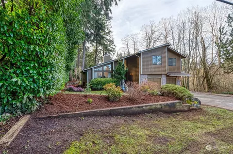 9702 112th St SW, Lakewood, WA 98498