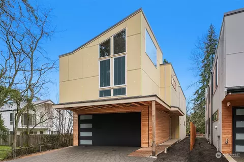 8740 124th Ave NE, Kirkland, WA 98033