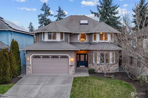20913 33rd Pl W, Lynnwood, WA 98036