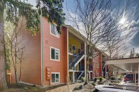 12601 SE 41st Pl #C302, Bellevue, WA 98006