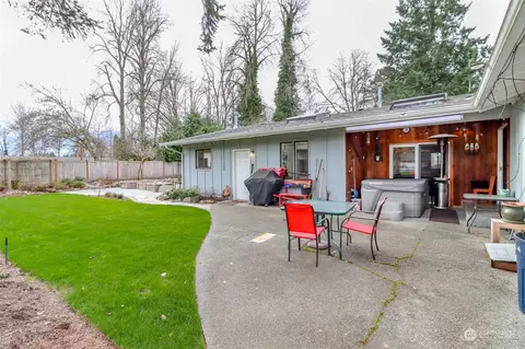 Exterior - 7486 Riverside Dr E, Sumner, WA 98390 photo 6 of 10