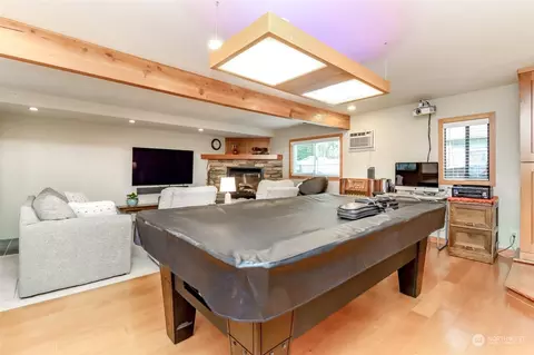 Kitchen - 7486 Riverside Dr E, Sumner, WA 98390 photo 4 of 6