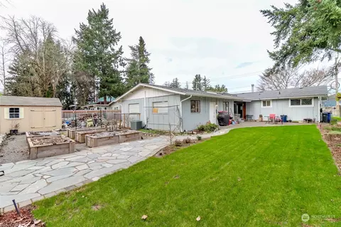 Exterior - 7486 Riverside Dr E, Sumner, WA 98390 photo 7 of 10