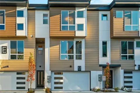 2527 Gibson Rd #E4, Everett, WA 98204