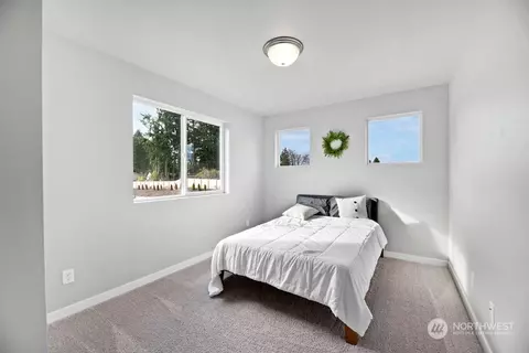 Bedroom - 600 54th St SW #J, Everett, WA 98203 photo 2 of 5