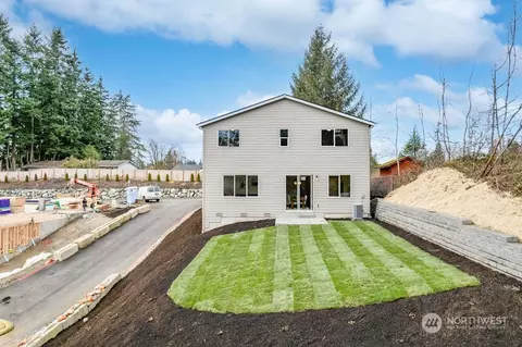 Exterior - 600 54th St SW #J, Everett, WA 98203 photo 3 of 5