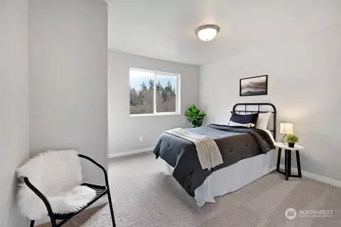 Bedroom - 600 54th St SW #J, Everett, WA 98203 photo 3 of 5