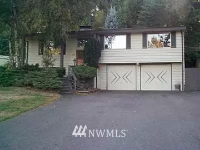 19532 36th Ave NE, Lake Forest Park, WA 98155 photo 1