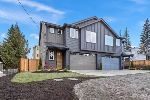 116 161st St SE #2, Bothell, WA 98012
