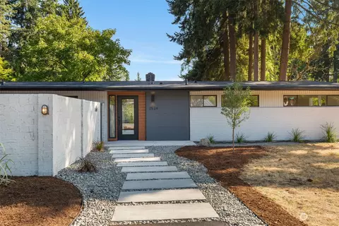 2524 162nd Ave NE, Bellevue, WA 98008