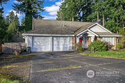 1529 27th Ave SE, Puyallup, WA 98374