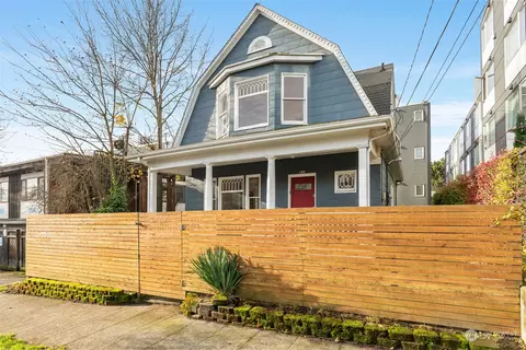 Exterior - 109 15th Ave, Seattle, WA 98122 photo 2 of 6