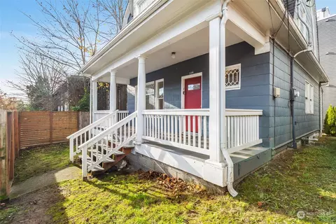 Exterior - 109 15th Ave, Seattle, WA 98122 photo 5 of 6
